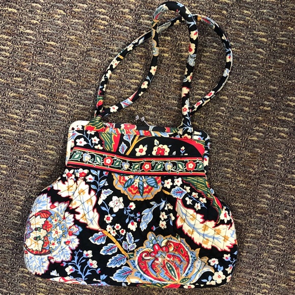 Vera Bradley Handbags - Vera Bradley clasp closure purse